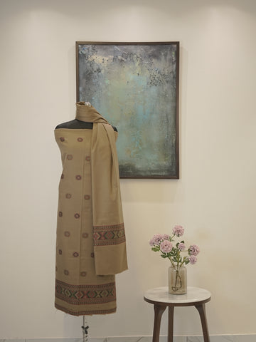 Beige Kullu Weaved Hem Semi Pashmina Winter Set