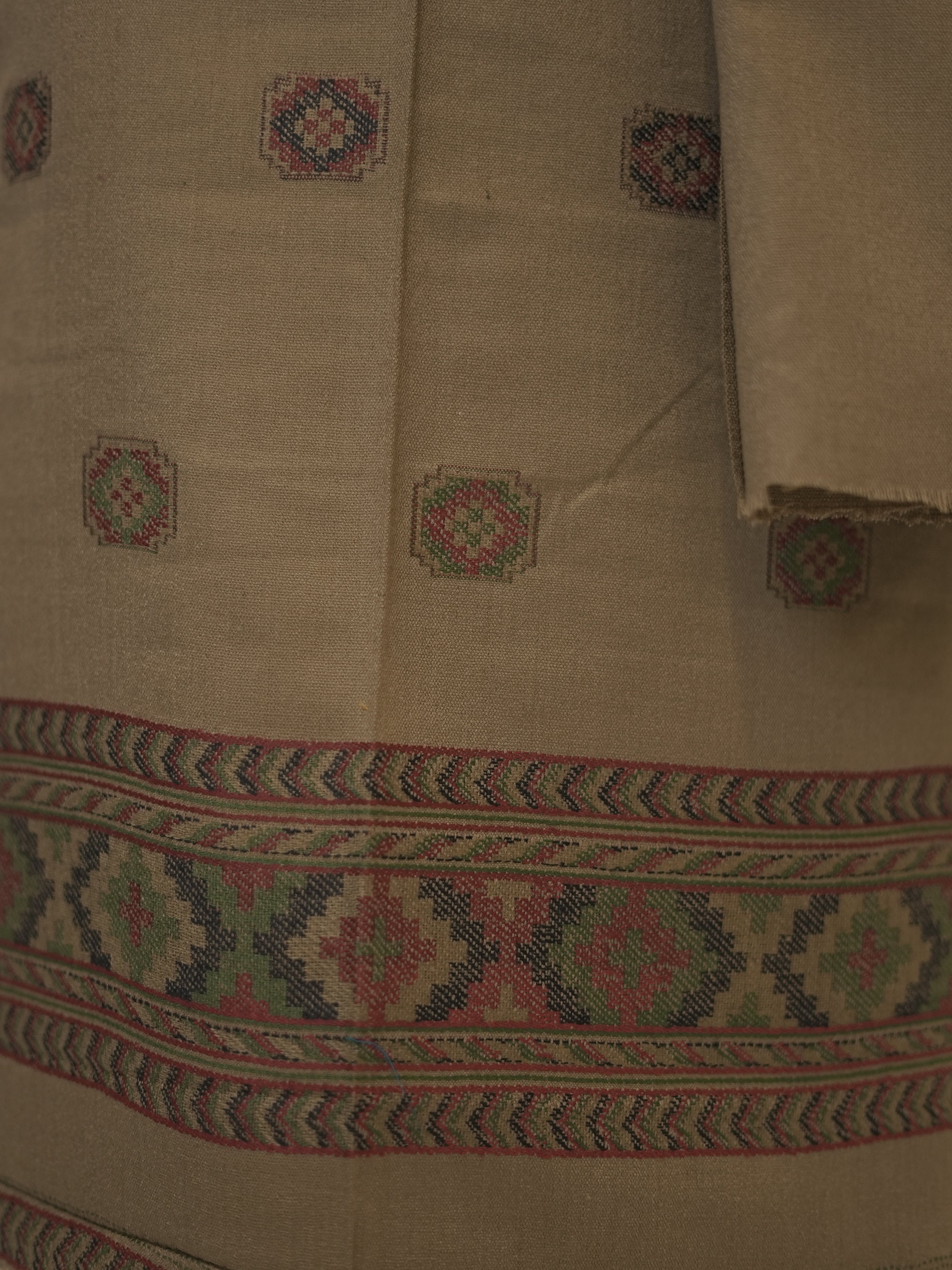 Beige Kullu Weaved Hem Semi Pashmina Winter Set