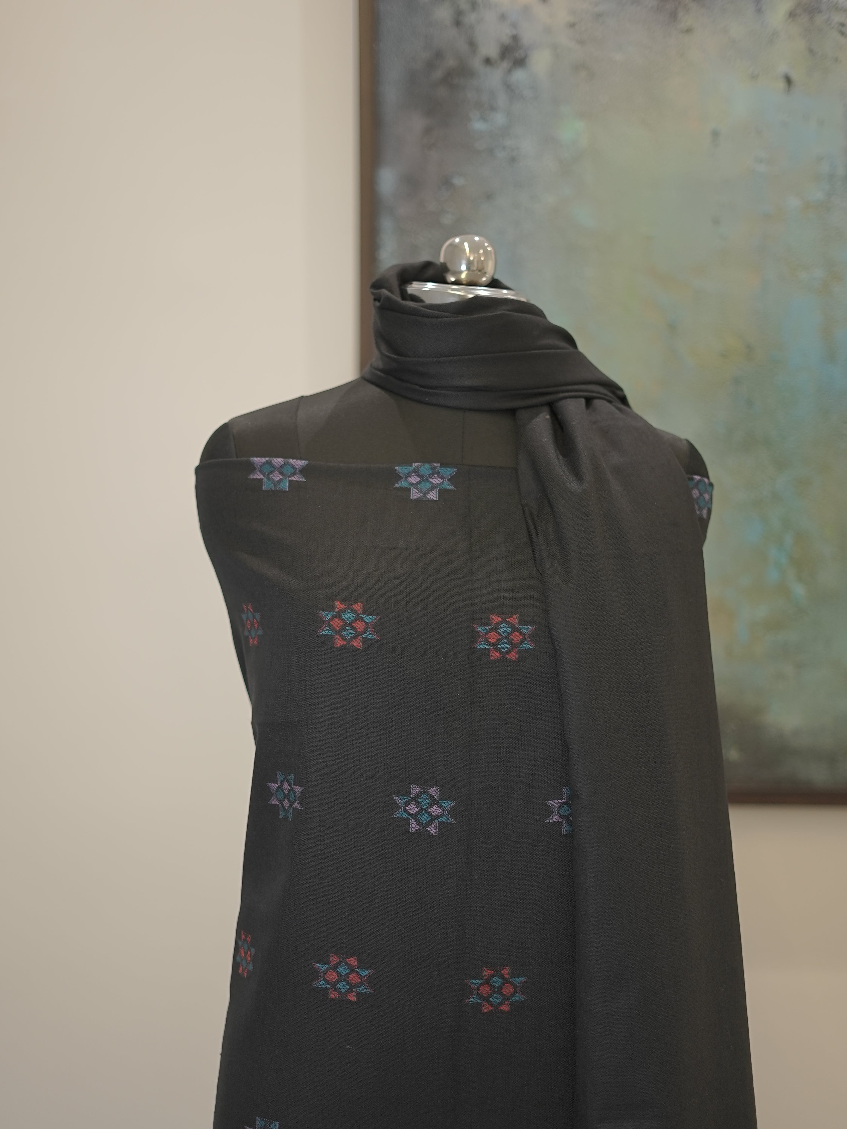 Black Kullu Weaved Hem Semi Pashmina Winter Set