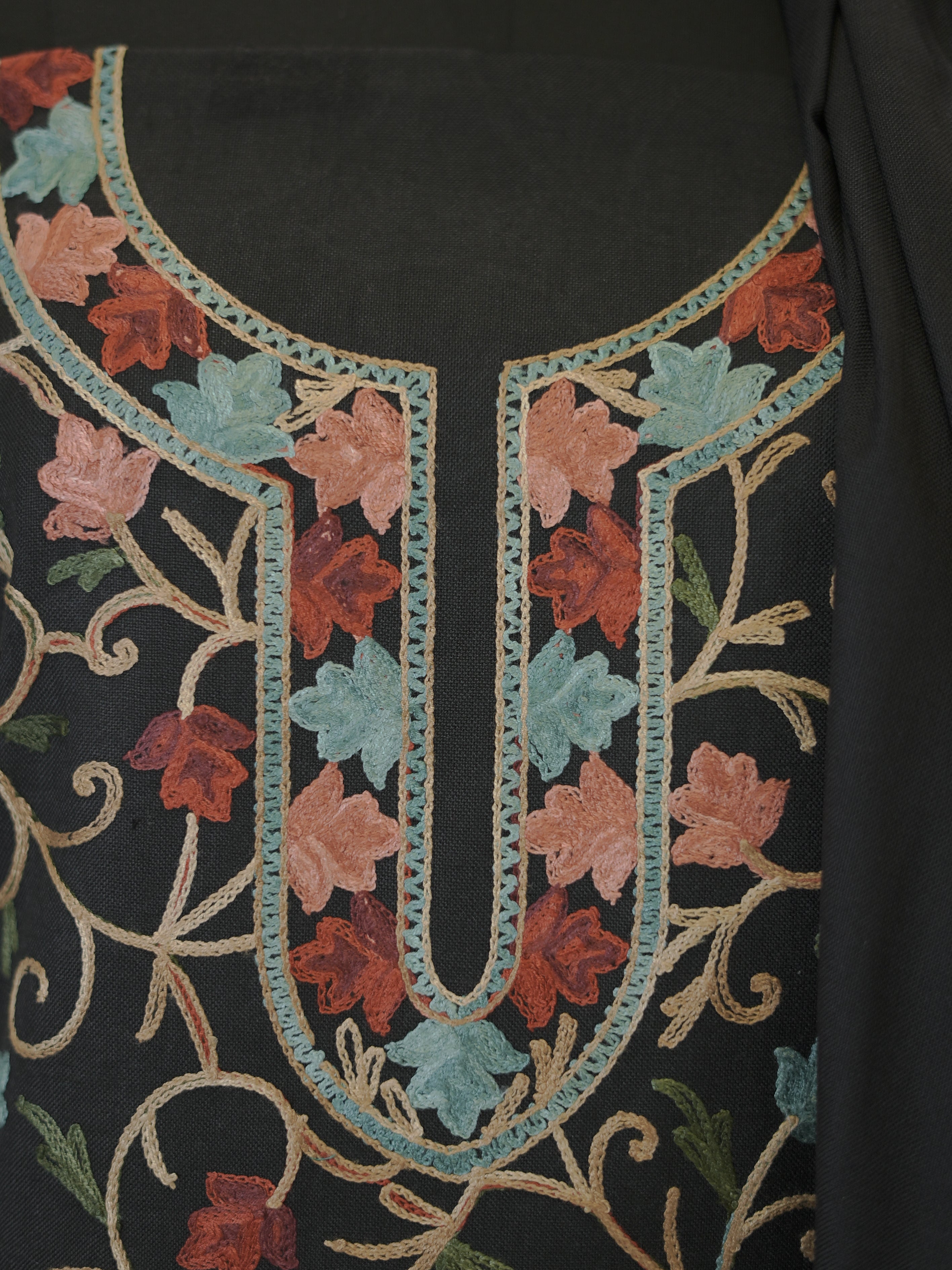 Black Kashida Embroidery Semi Pashmina Suit Set